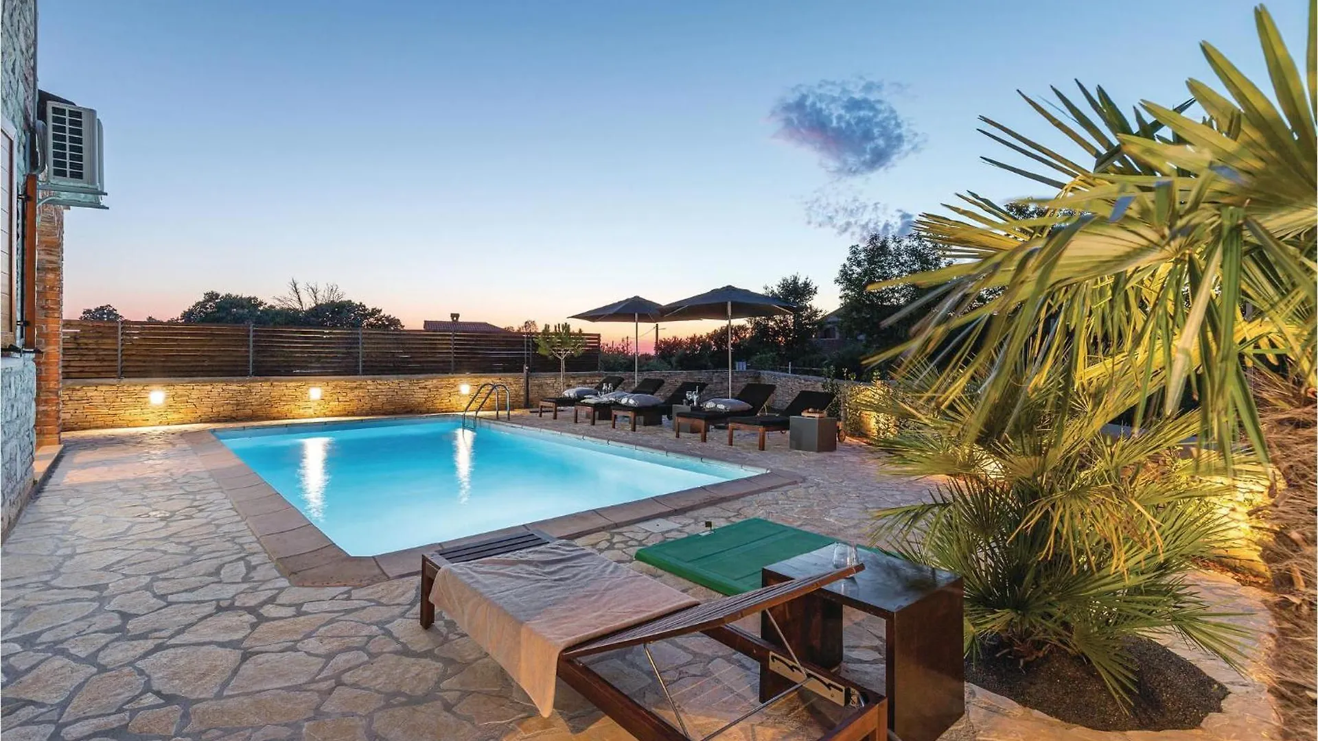 Holiday home Nice Home In Cabrunici With Wifi Croatia