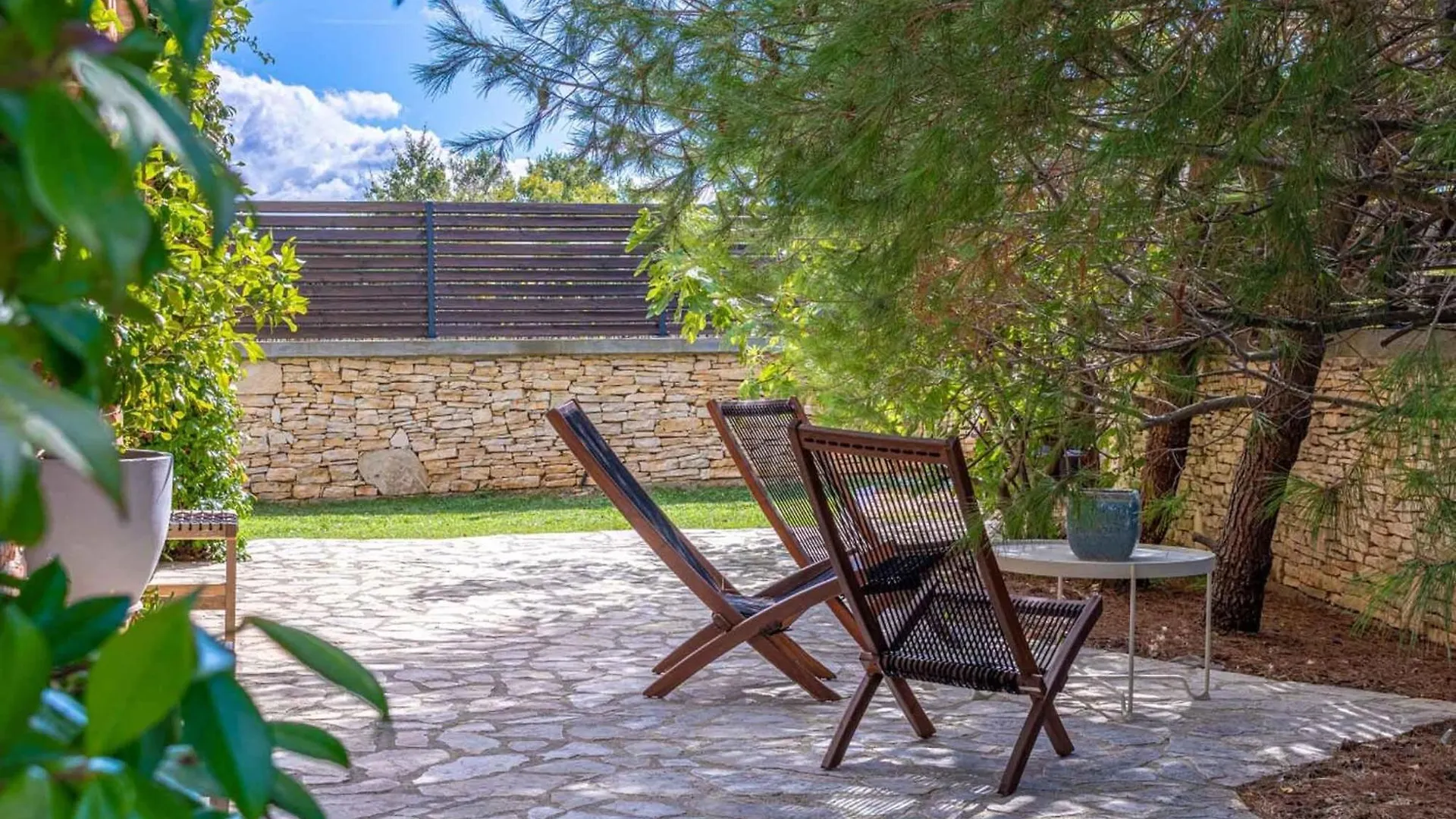 Holiday home Nice Home In Cabrunici With Wifi