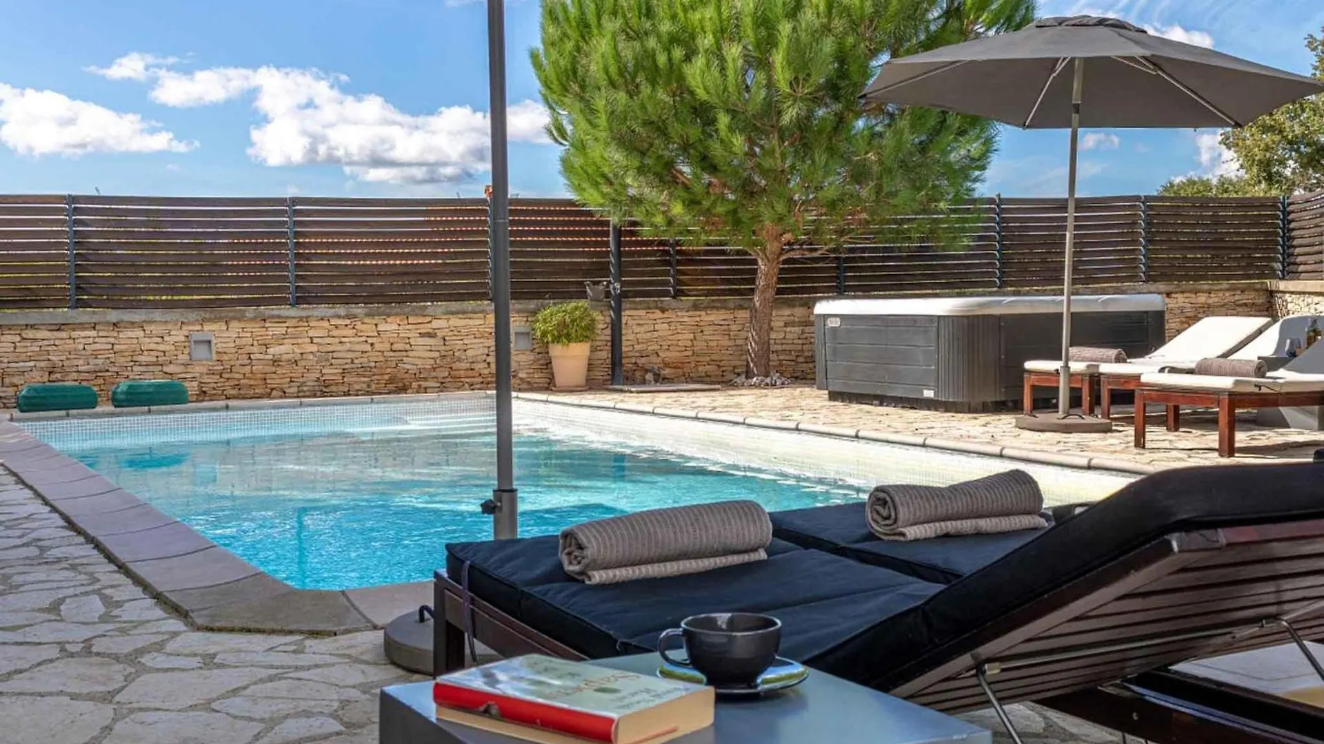 Nice Home In Cabrunici With Wifi 0*,  Croatia