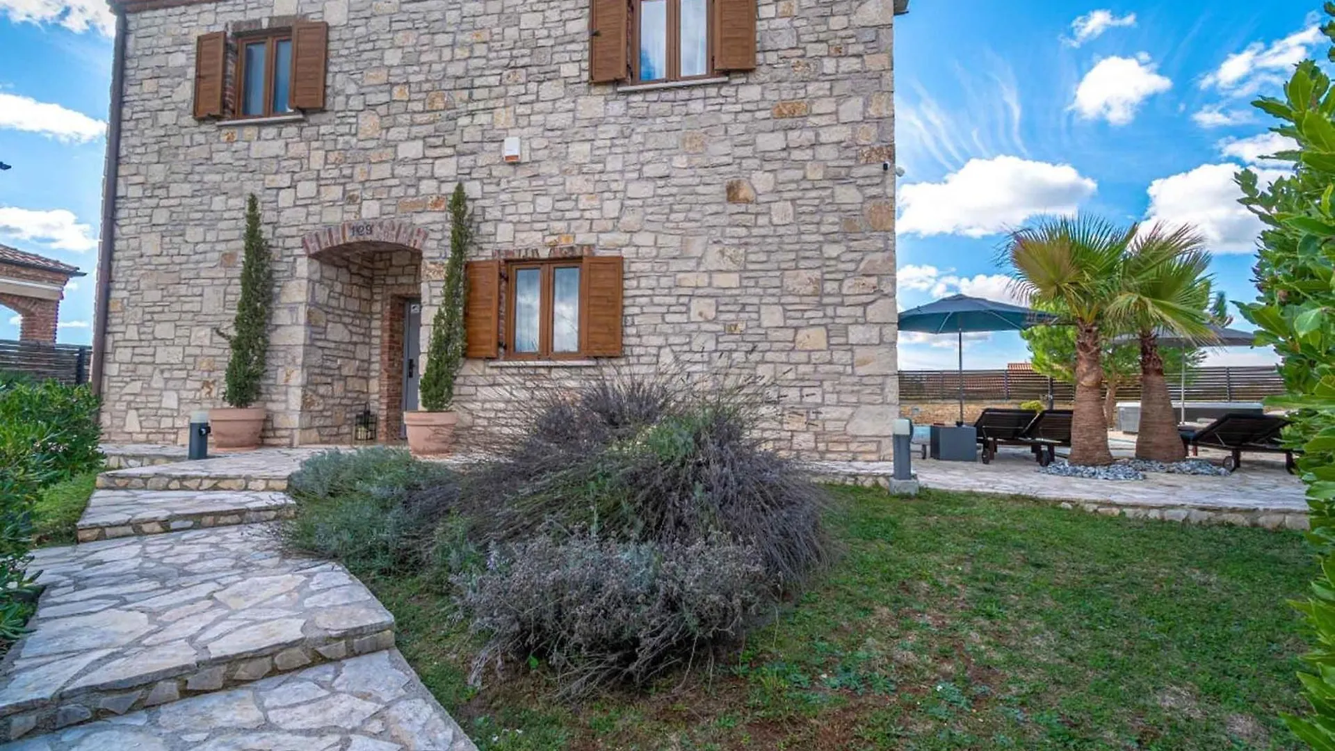 Nice Home In Cabrunici With Wifi Holiday home