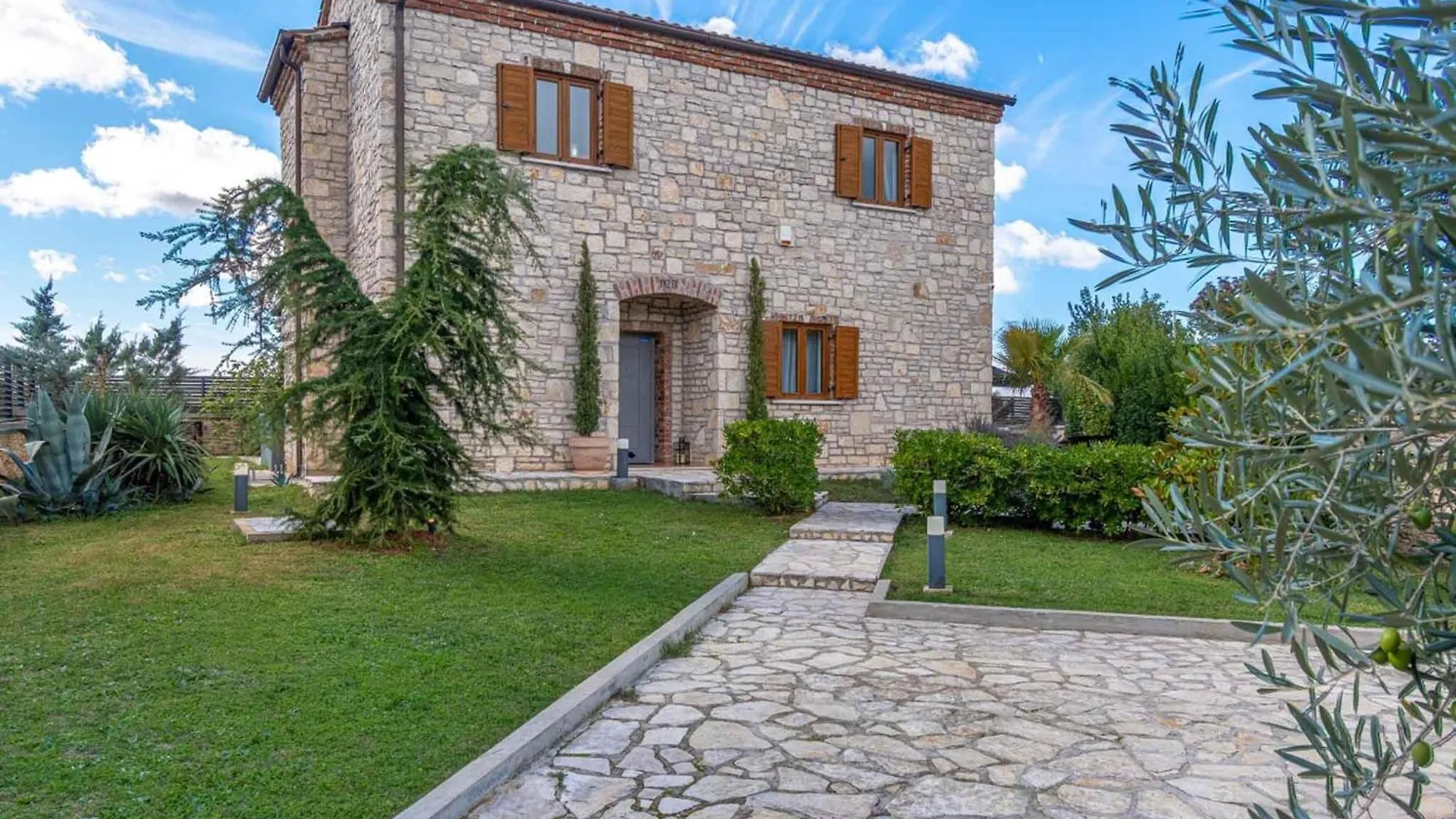 Holiday home Nice Home In Cabrunici With Wifi Croatia