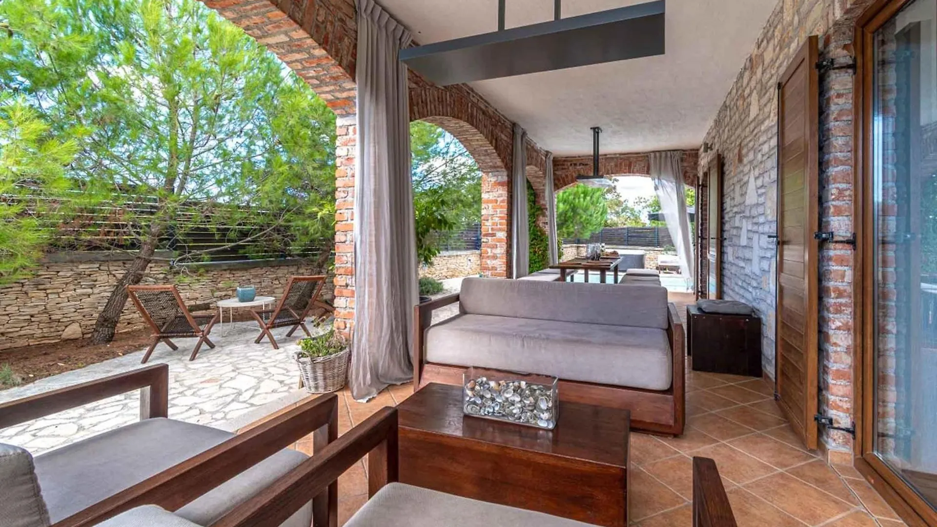 Nice Home In Cabrunici With Wifi 0*,  Croatia
