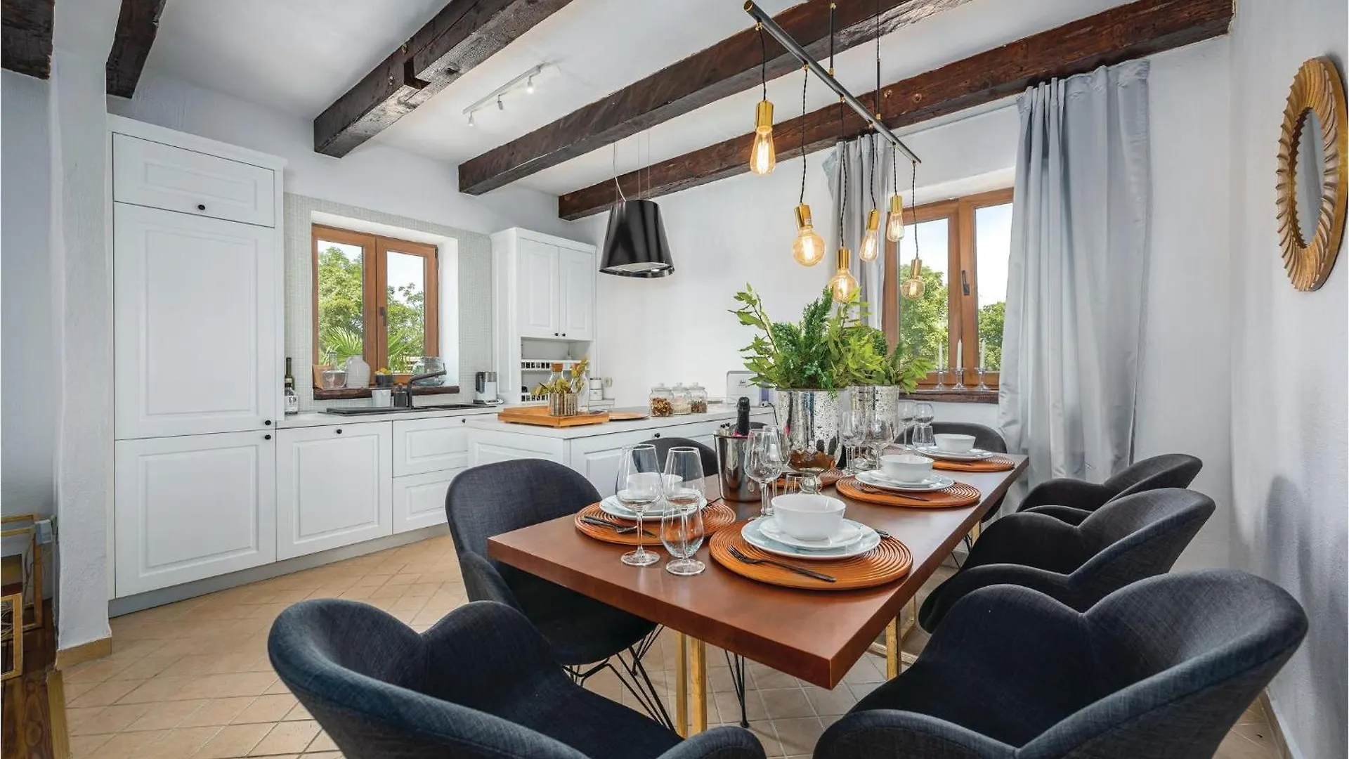 Nice Home In Cabrunici With Wifi Holiday home