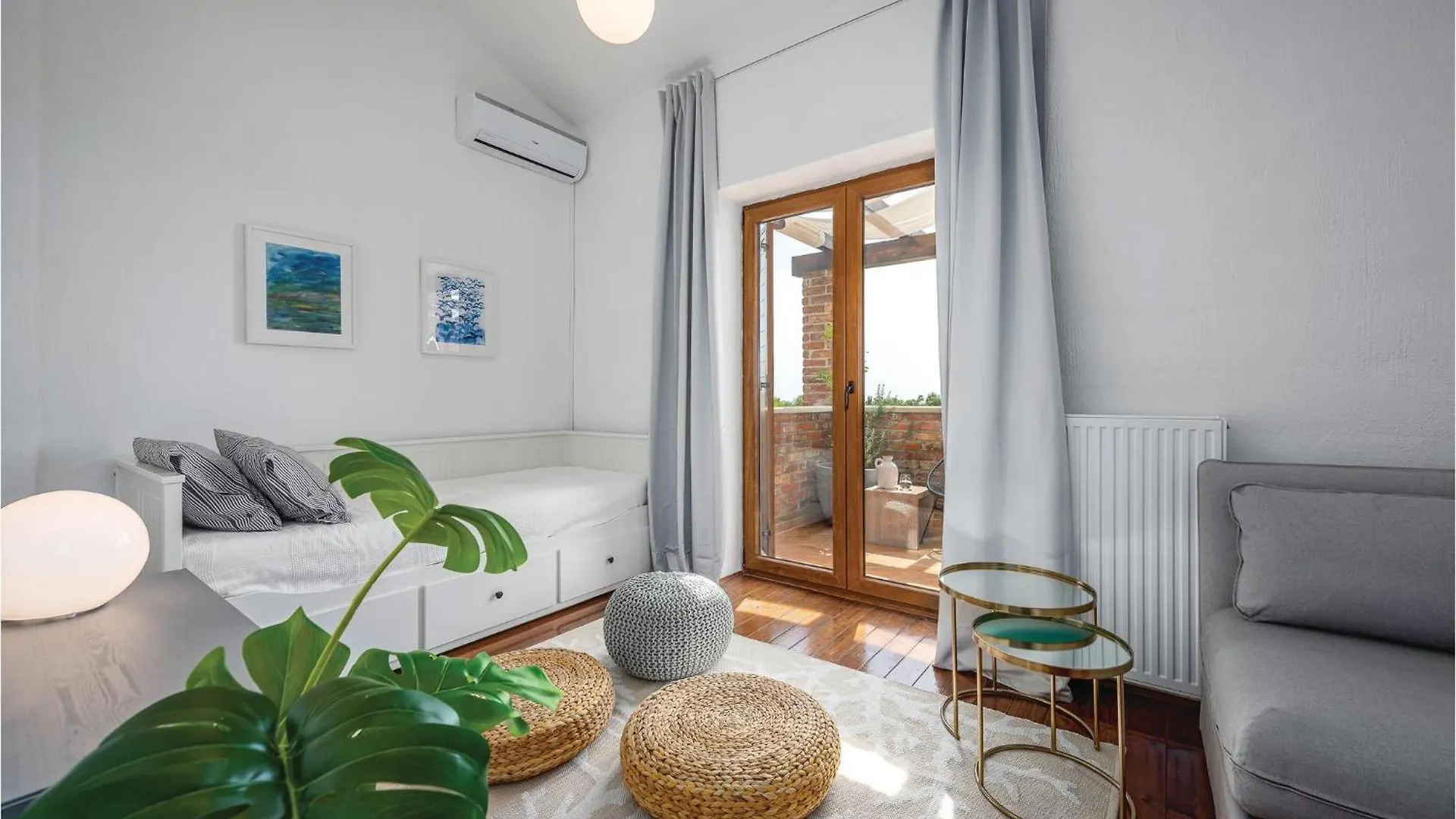 Nice Home In Cabrunici With Wifi Holiday home
